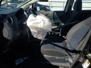 2019 Nissan Note SV с VIN 3N1CE2CP5KL365480, выставлен на аукционе Copart как лот 46500215 с пробегом 58 327 миль миль и Списание • Salvage title. История ставок и продаж доступна на DreamBid. Изображение 7.