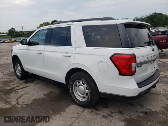 2022 Ford Expedition XL with VIN 1FMJU1FT1NEA52646, listed as a Copart auction lot 61007094 with 32,972 mi miles and Salvage Title. Bid and sale history available at carsss.com. Image 2.
