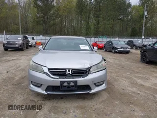 2013 Honda Accord Sdn EX-L with VIN 1HGCR2F86DA114954, listed as a IAAI auction lot 41919216 with 212,819 mi miles. Bid and sale history available at carsss.com. Image 12.