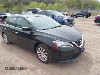 2018 Nissan Sentra SV with VIN 3N1AB7AP8JL623201, listed as a IAAI auction lot 42164867 with 89,397 mi miles. Bid and sale history available at carsss.com. Image 1.
