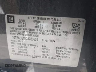 2016 GMC Canyon 4WD SLT with VIN 1GTP6DE15G1323650, listed as a IAAI auction lot 42097101 with 240,662 mi miles. Bid and sale history available at carsss.com. Image 9.
