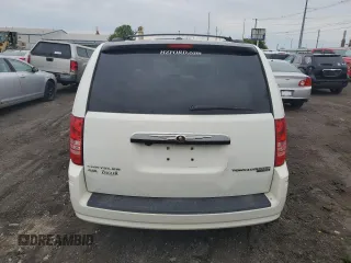 2010 Chrysler Town & Country Touring Plus z VIN 2A4RR8DX5AR493954, wystawiony jako Copart lot #58970835 z przebiegiem 51 374 mil mil oraz Czysty tytuł • Clean title. Historia ofert i sprzedaży dostępna na DreamBid. Obrazek 6.