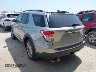 2021 Ford Explorer XLT with VIN 1FMSK7DH1MGC16346, listed as a IAAI auction lot 42029757 with 50,314 mi miles. Bid and sale history available at carsss.com. Image 3.