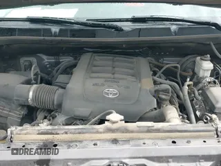 2018 Toyota Tundra SR5 с VIN 5TFDW5F13JX714968, выставлен на аукционе IAAI как лот 42699536 с пробегом 208 199 миль миль и . История ставок и продаж доступна на DreamBid. Изображение 21.
