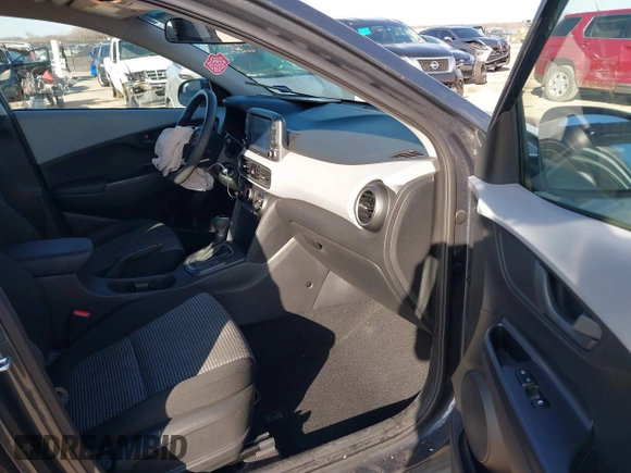 2018 Hyundai Kona SE with VIN KM8K12AA8JU109594, listed as a IAAI auction lot 41469529 with 102,111 mi miles and . Bid and sale history available at DreamBid. Image 5.