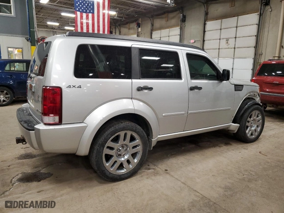 2010 Dodge Nitro SXT with VIN 1D4PU5GK0AW132782, listed as a Copart auction lot 88356965 with 172,206 mi miles and Salvage Title. Bid and sale history available at carsss.com. Image 3.