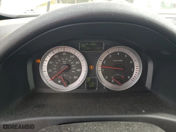 2011 Volvo C70 with VIN YV1672MC3BJ118430, listed as a Copart auction lot 50298405 with 77,501 mi miles and Clean Title. Bid and sale history available at carsss.com. Image 9.