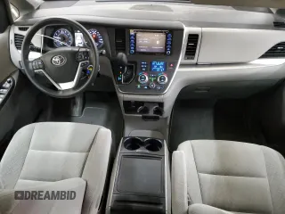 2018 Toyota Sienna LE Auto Access Seat with VIN 5TDKZ3DCXJS955049, listed as a Copart auction lot 56515175 with 75,293 mi miles and Salvage title. Bid and sale history available at DreamBid. Image 8.