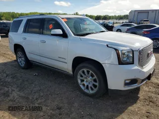 2015 GMC Yukon Denali z VIN 1GKS2CKJ9FR622342, wystawiony jako Copart lot #53671555 z przebiegiem Nie podano mil oraz Czysty tytuł • Clean title. Historia ofert i sprzedaży dostępna na DreamBid. Obrazek 4.