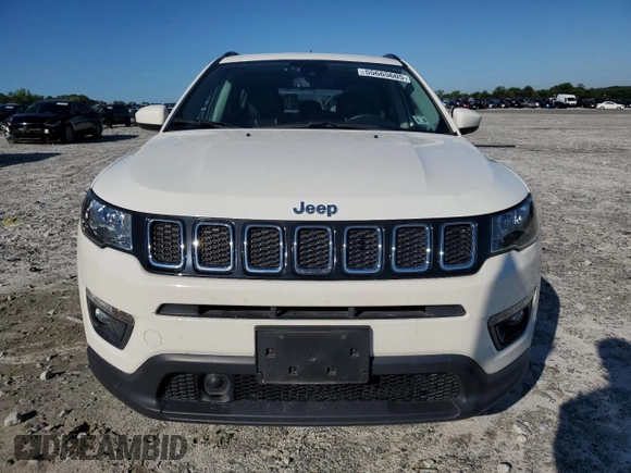 2020 Jeep Compass North z VIN 3C4NJDBB7LT228982, wystawiony jako Copart lot #55665605 z przebiegiem 33 715 mil mil oraz Szkoda całkowita • Salvage title. Historia ofert i sprzedaży dostępna na DreamBid. Obrazek 5.