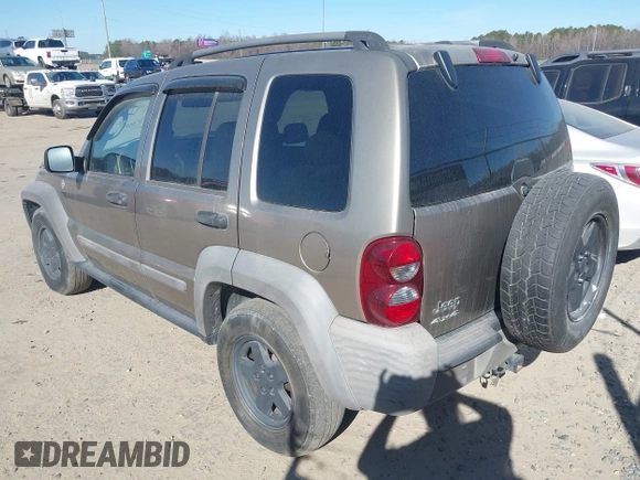 2006 Jeep Liberty Sport with VIN 1J4GL48526W212119, listed as a IAAI auction lot 41476124 with 130,773 mi miles and . Bid and sale history available at carsss.com. Image 3.