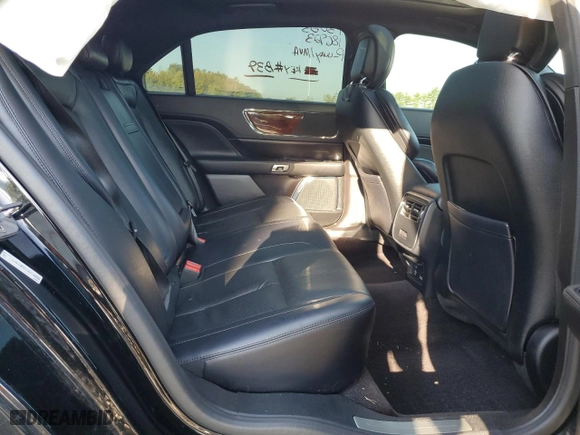 2018 Lincoln Continental Select with VIN 1LN6L9TK0J5616266, listed as a Copart auction lot 70592123 with 105,133 mi miles. Bid and sale history available at carsss.com. Image 10.