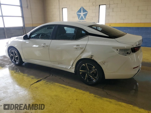 2025 Nissan Sentra SV z VIN 3N1AB8CV4SY307137, wystawiony jako Copart lot #60610765 z przebiegiem 5 226 mil mil oraz Czysty tytuł • Clean title. Historia ofert i sprzedaży dostępna na DreamBid. Obrazek 2.