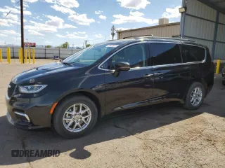 2022 Chrysler Pacifica Touring L with VIN 2C4RC1BG5NR211450, listed as a Copart auction lot 54760785 with 64,569 mi miles and Salvage Title. Bid and sale history available at DreamBid. Image 1.
