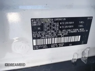2024 Toyota RAV4 XSE z VIN JTMFB3FV9RD202172, wystawiony jako IAAI lot #41589995 z przebiegiem 6 016 mil mil oraz . Historia ofert i sprzedaży dostępna na DreamBid. Obrazek 9.
