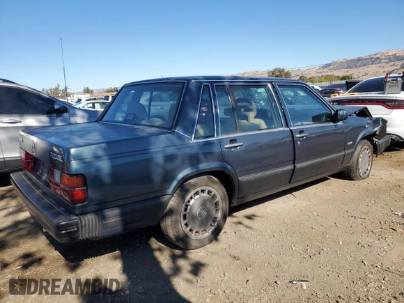 1989 Volvo 740 с VIN YV1FX8842K1375813, выставлен на аукционе Copart как лот 78511954 с пробегом 142 838 миль миль и На запчасти • Non repairable. История ставок и продаж доступна на DreamBid. Изображение 3.