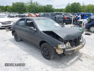 1998 Nissan Sentra XE z VIN 3N1AB41D9WL057089, wystawiony jako IAAI lot #42206554 z przebiegiem 263 003 mil mil oraz . Historia ofert i sprzedaży dostępna na DreamBid. Obrazek 1.