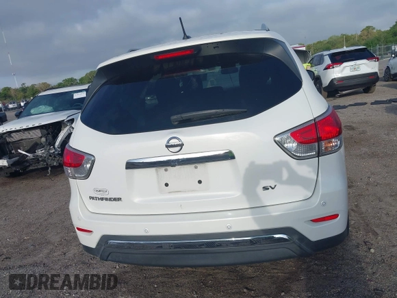 2013 Nissan Pathfinder SV with VIN 5N1AR2MN3DC671772, listed as a IAAI auction lot 41918880 with 116,182 mi miles. Bid and sale history available at carsss.com. Image 17.