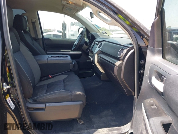 2015 Toyota Tundra SR5 z VIN 5TFEM5F13FX091191, wystawiony jako IAAI lot #41887843 z przebiegiem 91 588 mil mil oraz . Historia ofert i sprzedaży dostępna na DreamBid. Obrazek 5.