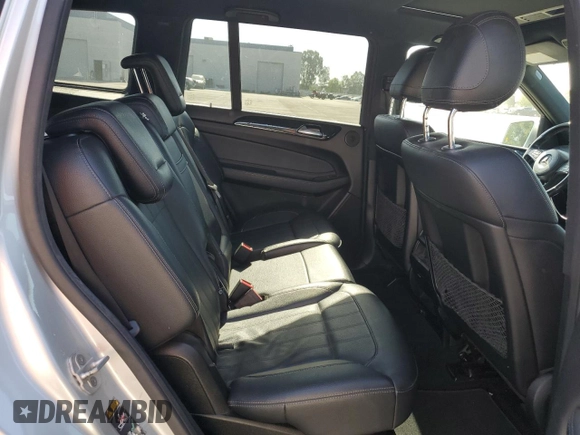 2017 Mercedes-Benz GLS 450 z VIN 4JGDF6EE8HA855120, wystawiony jako Copart lot #61001475 z przebiegiem 98 703 mil mil oraz Szkoda całkowita • Salvage title. Historia ofert i sprzedaży dostępna na DreamBid. Obrazek 11.