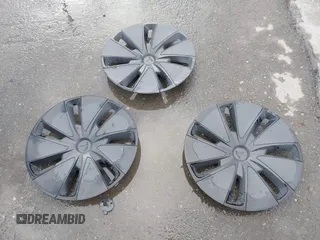 2025 Tesla Model 3 Long Range z VIN 5YJ3E1EB4SF874936, wystawiony jako IAAI lot #41157464 z przebiegiem 5331 mil mil oraz . Historia ofert i sprzedaży dostępna na DreamBid. Obrazek 12.