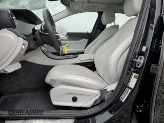 2021 Mercedes-Benz E-Class E 450 with VIN W1KZF5KBXMA880082, listed as a Copart auction lot 44267945 with 31,239 mi miles and Salvage Title. Bid and sale history available at carsss.com. Image 7.