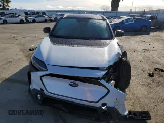 2023 Subaru Solterra Premium с VIN JTMABABA6PA023006, выставлен на аукционе Copart как лот 47940774 с пробегом 1 014 миль миль и . История ставок и продаж доступна на DreamBid. Изображение 5.