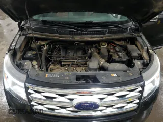 2019 Ford Explorer XLT с VIN 1FM5K8D86KGA92977, выставлен на аукционе Copart как лот 57943585 с пробегом 123 124 миль миль и Списание • Salvage title. История ставок и продаж доступна на DreamBid. Изображение 12.