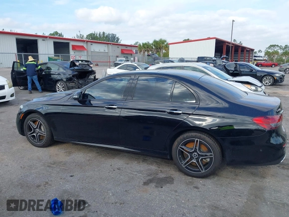 2023 Mercedes-Benz E 450 with VIN W1KZF5KB2PB157406, listed as a IAAI auction lot 42075910 with 18,507 mi miles and . Bid and sale history available at DreamBid. Image 15.