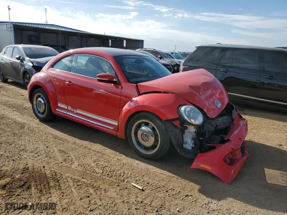 2012 Volkswagen Beetle 2.5L w/Sun PZEV with VIN 3VWJP7AT5CM645999, listed as a Copart auction lot 69668764 with 0 mi miles and Salvage Title. Bid and sale history available at carsss.com. Image 4.
