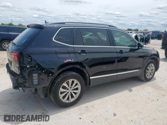2018 Volkswagen Tiguan SEL with VIN 3VV2B7AX6JM017523, listed as a Copart auction lot 56386545 with 42,620 mi miles and Salvage title. Bid and sale history available at DreamBid. Image 3.