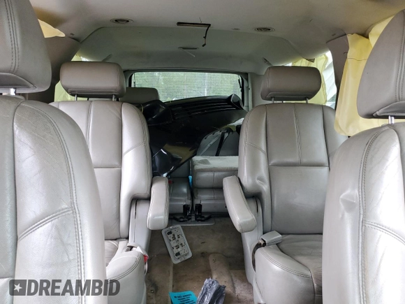 2008 Chevrolet Suburban 2LT with VIN 3GNFK16318G134655, listed as a Copart auction lot 52225855 with 298,925 mi miles and Salvage Title. Bid and sale history available at DreamBid. Image 10.
