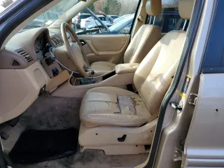 2002 Mercedes-Benz M-Class with VIN 4JGAB54E12A313438, listed as a Copart auction lot 81730174 with 178,470 mi miles and Clean Title. Bid and sale history available at carsss.com. Image 7.