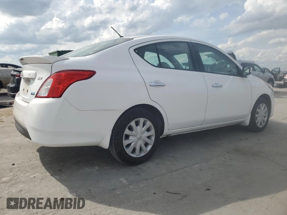 2015 Nissan Versa SV with VIN 3N1CN7AP6FL842374, listed as a Copart auction lot 52933955 with 31,231 mi miles and Salvage Title. Bid and sale history available at carsss.com. Image 3.