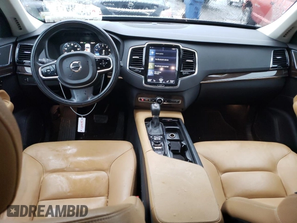2016 Volvo XC90 T6 Momentum with VIN YV4A22PK1G1050196, listed as a Copart auction lot 71748792 with 137,525 mi miles. Bid and sale history available at carsss.com. Image 8.