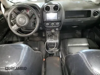 2012 Jeep Patriot Limited with VIN 1C4NJRCB7CD603870, listed as a Copart auction lot 44593145 with 147,676 mi miles and Salvage Title. Bid and sale history available at carsss.com. Image 8.