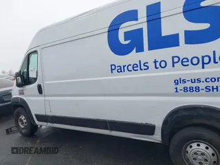 2017 Ram ProMaster Cargo with VIN 3C6TRVDG4HE550125, listed as a IAAI auction lot 41647374 with 255,147 mi miles and . Bid and sale history available at carsss.com. Image 15.