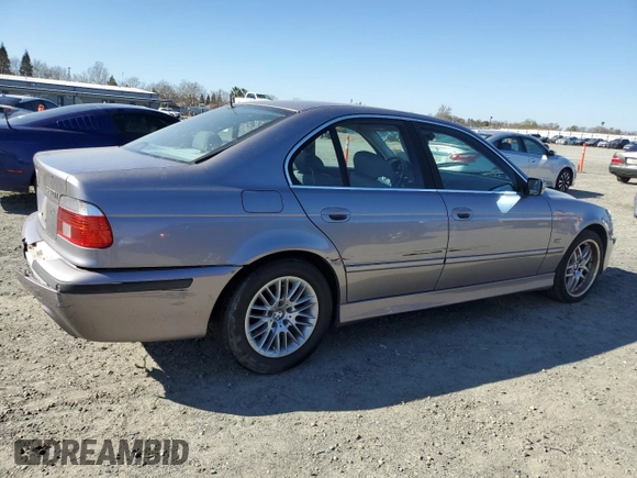 2001 BMW 5 Series 530iA with VIN WBADT63441CF13360, listed as a Copart auction lot 47142045 with 264,206 mi miles and Clean Title. Bid and sale history available at carsss.com. Image 3.