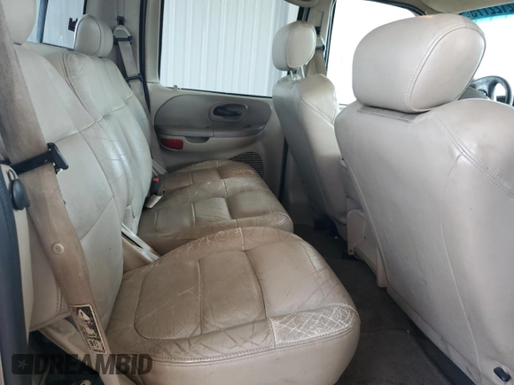 2001 Ford F-150 XLT with VIN 1FTRW07L11KB49920, listed as a Copart auction lot 62122775 with 227,175 mi miles and Salvage title. Bid and sale history available at DreamBid. Image 10.