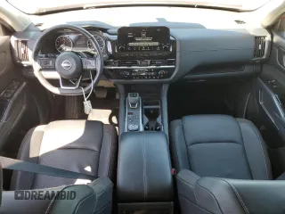 2023 Nissan Pathfinder SL z VIN 5N1DR3CD7PC234678, wystawiony jako Copart lot #52086595 z przebiegiem 50 827 mil mil oraz Tytuł czysty. Historia ofert i sprzedaży dostępna na DreamBid. Obrazek 8.