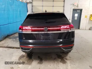 2024 Volkswagen Atlas SE with VIN 1V2LE2CA9RC248451, listed as a Copart auction lot 45288595 with 14,541 mi miles and Clean title. Bid and sale history available at DreamBid. Image 6.