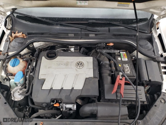 2012 Volkswagen Jetta Sedan TDI w/Premium with VIN 3VWLL7AJXCM417595, listed as a Copart auction lot 47739455 with 153,437 mi miles and Clean Title. Bid and sale history available at carsss.com. Image 11.