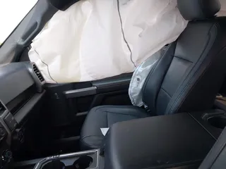 2020 Ford F-150 XL с VIN 1FTFX1E50LKD30620, выставлен на аукционе IAAI как лот 42689967 с пробегом 109 526 миль миль и . История ставок и продаж доступна на DreamBid. Изображение 5.