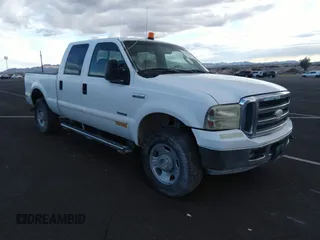 2005 Ford Super Duty F-250 XL with VIN 1FTSW21P35EC83311, listed as a IAAI auction lot 41741558 with 1 mi miles. Bid and sale history available at carsss.com. Image 1.