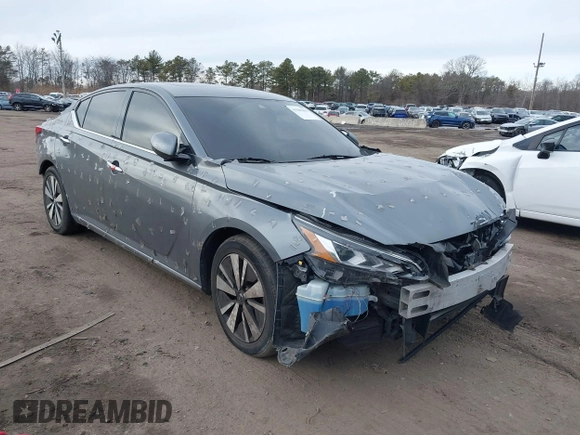 2020 Nissan Altima 2.5 SL with VIN 1N4BL4EV8LC121363, listed as a IAAI auction lot 41589453 with 81,708 mi miles. Bid and sale history available at carsss.com. Image 6.