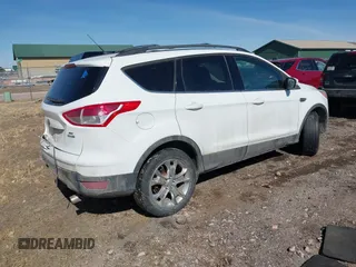 2013 Ford Escape SE с VIN 1FMCU9GX6DUA08378, выставлен на аукционе IAAI как лот 41785964 с пробегом Не указан миль и . История ставок и продаж доступна на DreamBid. Изображение 4.