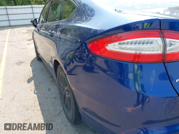2013 Ford Fusion SE with VIN 3FA6P0H7XDR105003, listed as a IAAI auction lot 42393053 with 166,128 mi miles and . Bid and sale history available at DreamBid. Image 12.