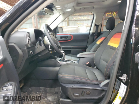 2024 Ford Bronco z VIN 3FMCR9K65RRE68999, wystawiony jako Copart lot #75180264 z przebiegiem 13 368 mil mil oraz Szkoda całkowita • Salvage title. Historia ofert i sprzedaży dostępna na DreamBid. Obrazek 7.