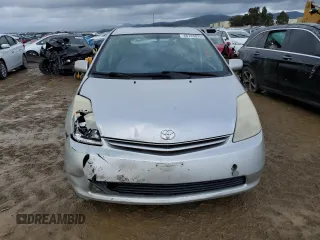 2004 Toyota Prius with VIN JTDKB20U640022964, listed as a Copart auction lot 48743025 with 270,907 mi miles and Salvage Title. Bid and sale history available at carsss.com. Image 5.
