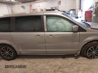 2018 Dodge Grand Caravan SXT z VIN 2C4RDGCG9JR137703, wystawiony jako IAAI lot #41512024 z przebiegiem 113 860 mil mil oraz . Historia ofert i sprzedaży dostępna na DreamBid. Obrazek 13.